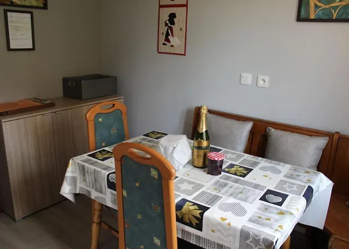 Holiday home Garte Hiesel La Maison De Jardin Piscine Ete 2026